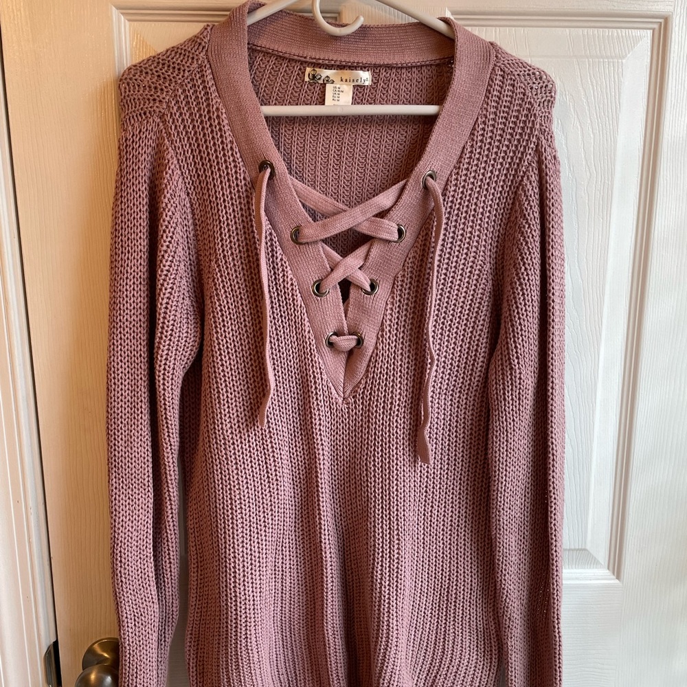 Kaisely sweater